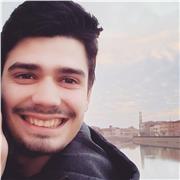 Laureato in Matematica impartisce lezioni di Matematica, Fisica e Francese per studenti di scuola superiore e universitari